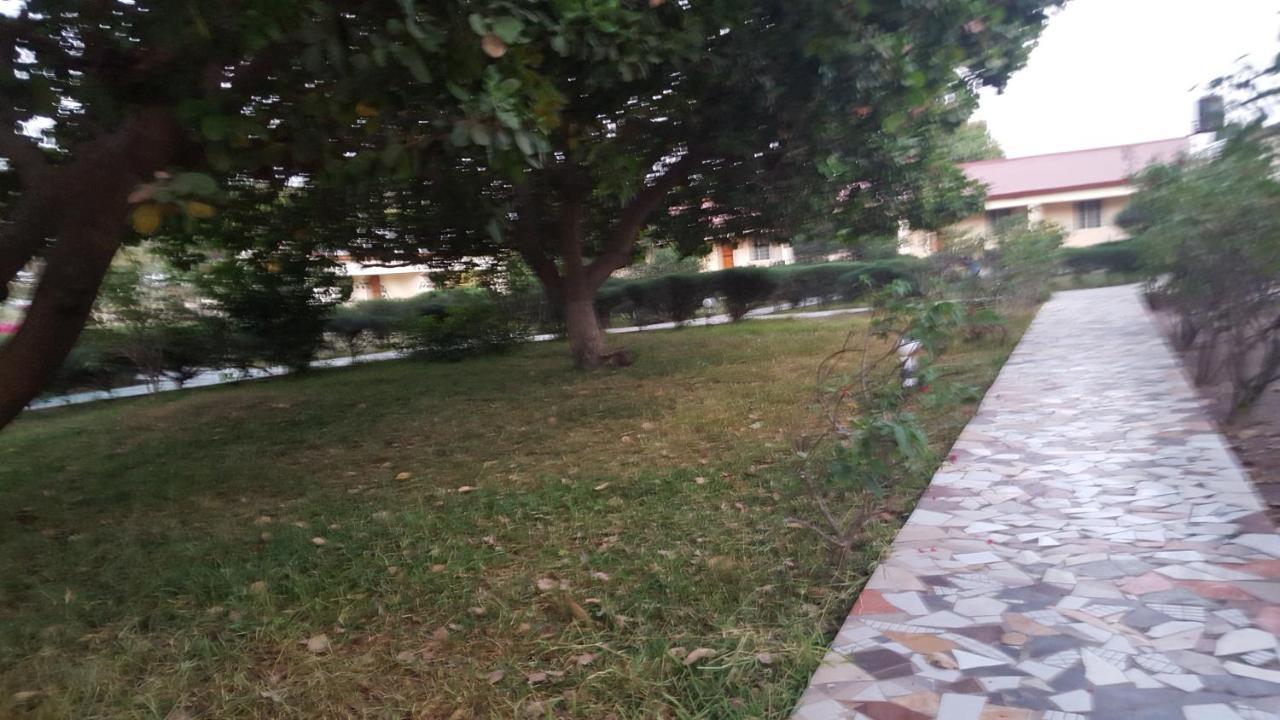 Yuna Village Garden Resort Tubaya Eksteriør bilde